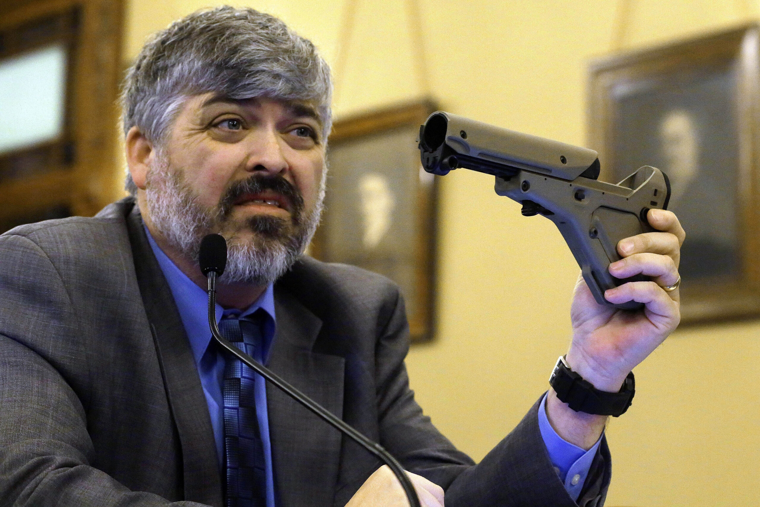 APNewsBreak: Illinois Senate gun bill to get overhaul