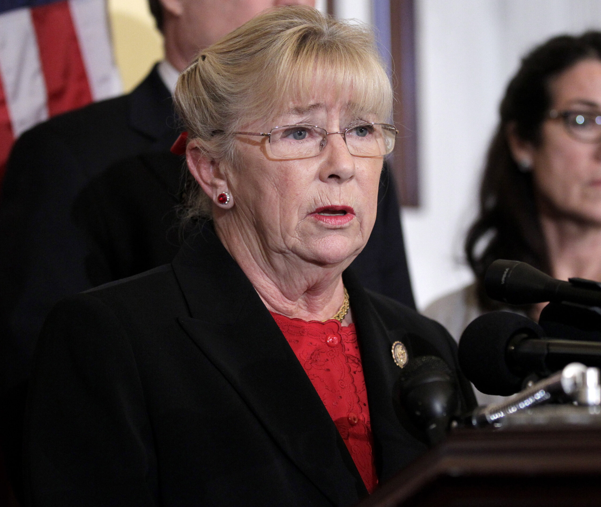 House Dems Carolin McCarthy, Mike McIntyre to retire