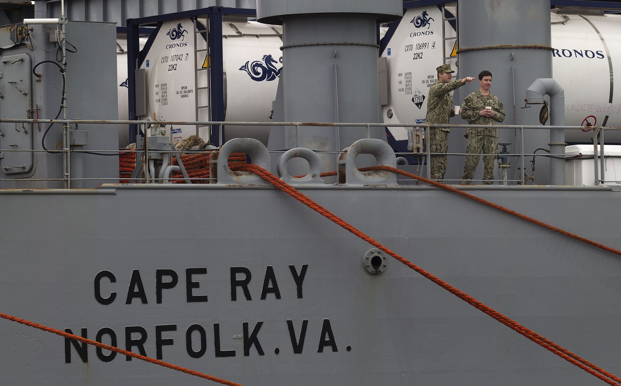 US chemical arms ship arrives in Spain