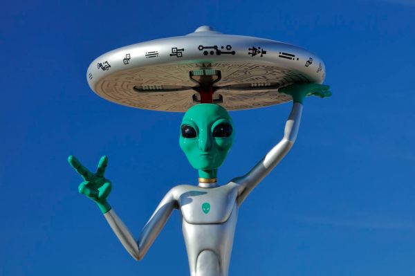 The UFO Stories You May Have Missed in 2017