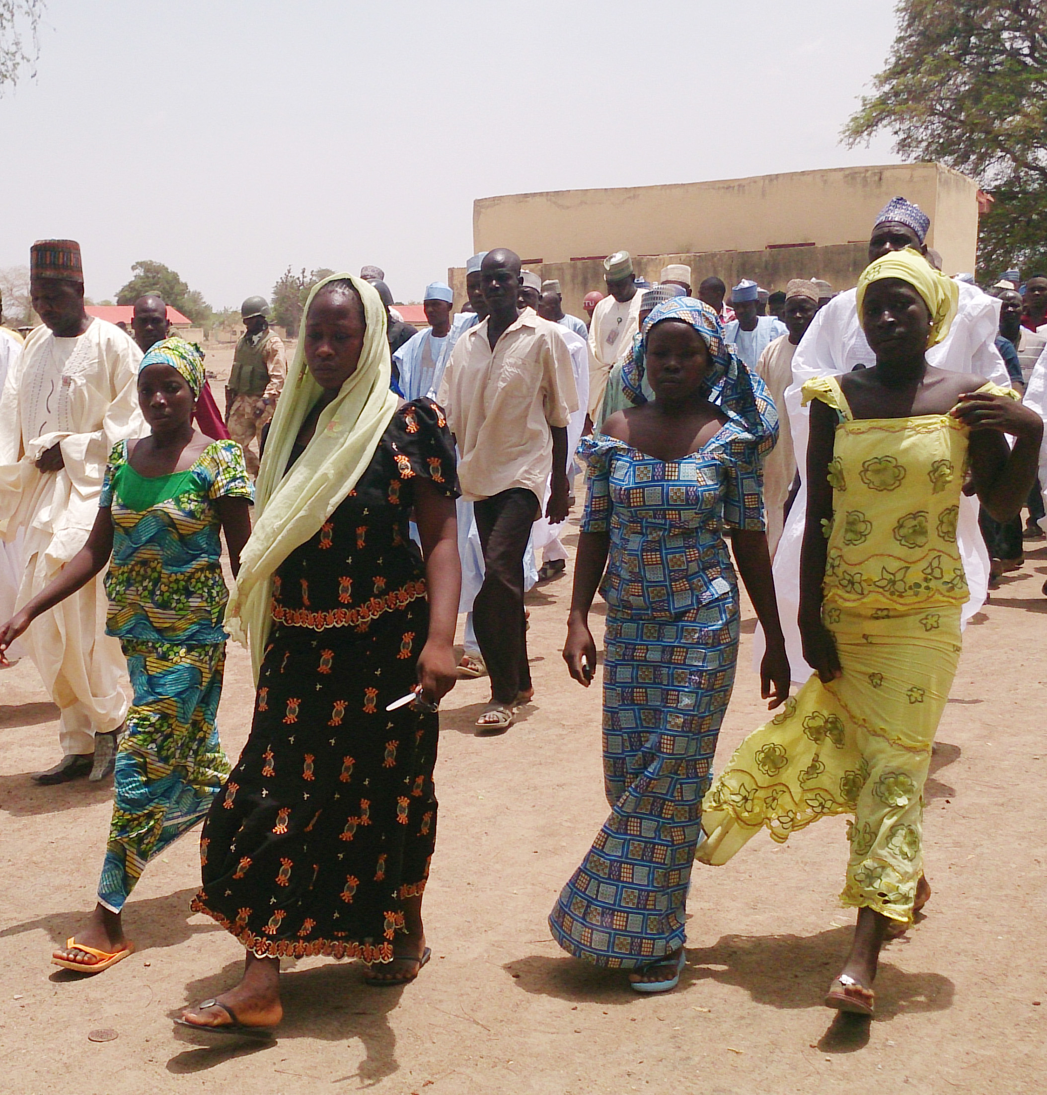 Nigerian girl describes kidnap, 276 still missing