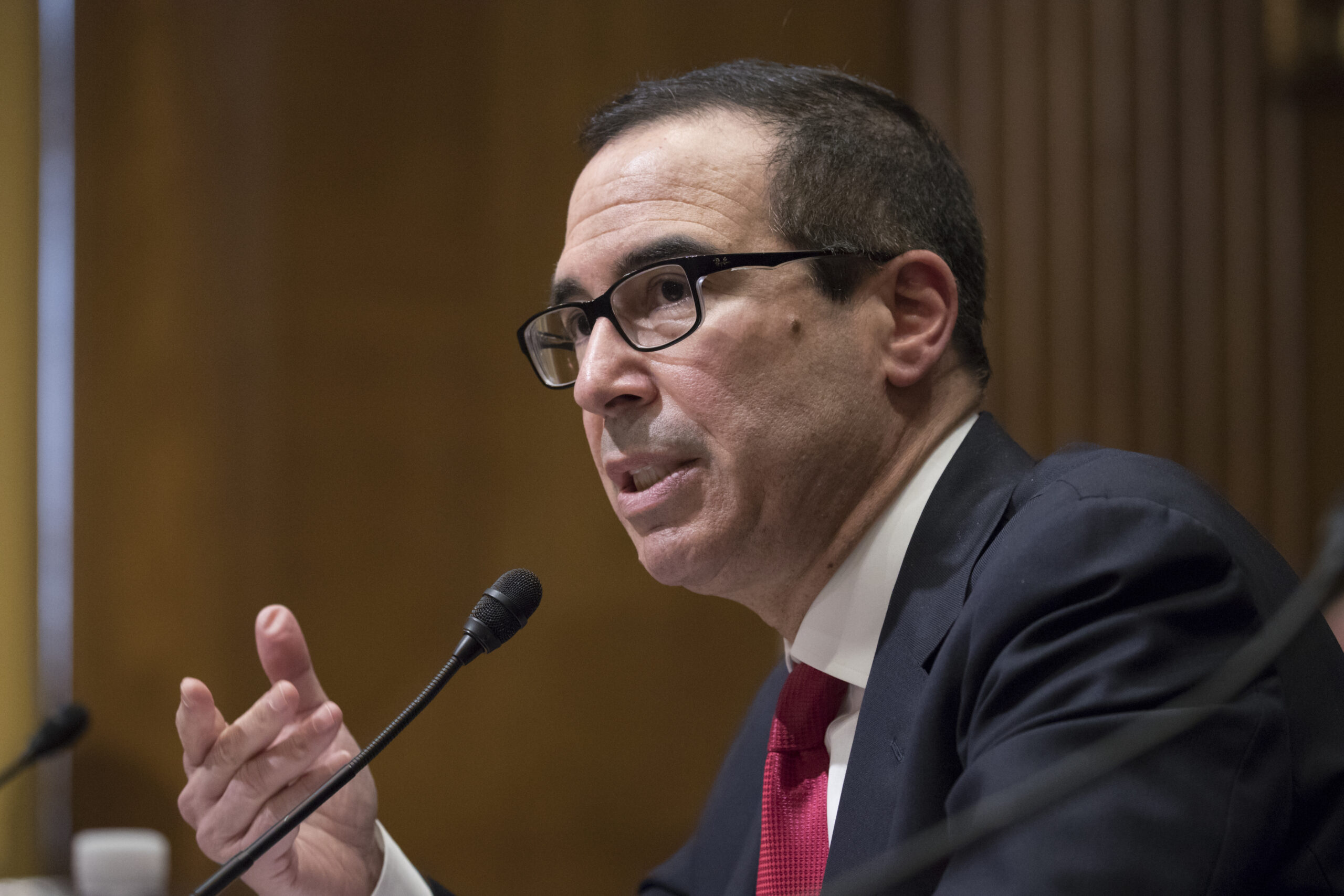 Senate panel to vote on treasury candidate Mnuchin Monday
