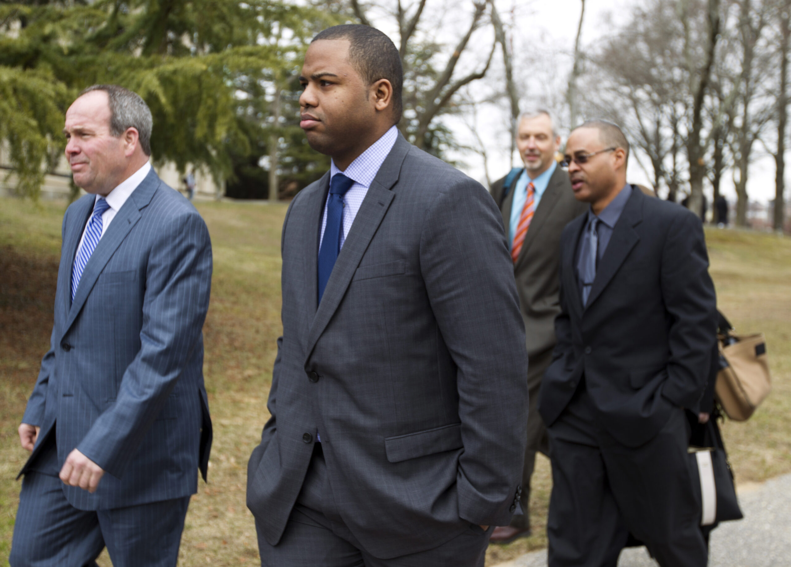 Court: Cop must testify against fellow officers in Freddie Gray case