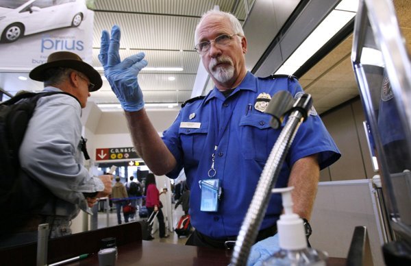 House takes aim at TSA’s loose change