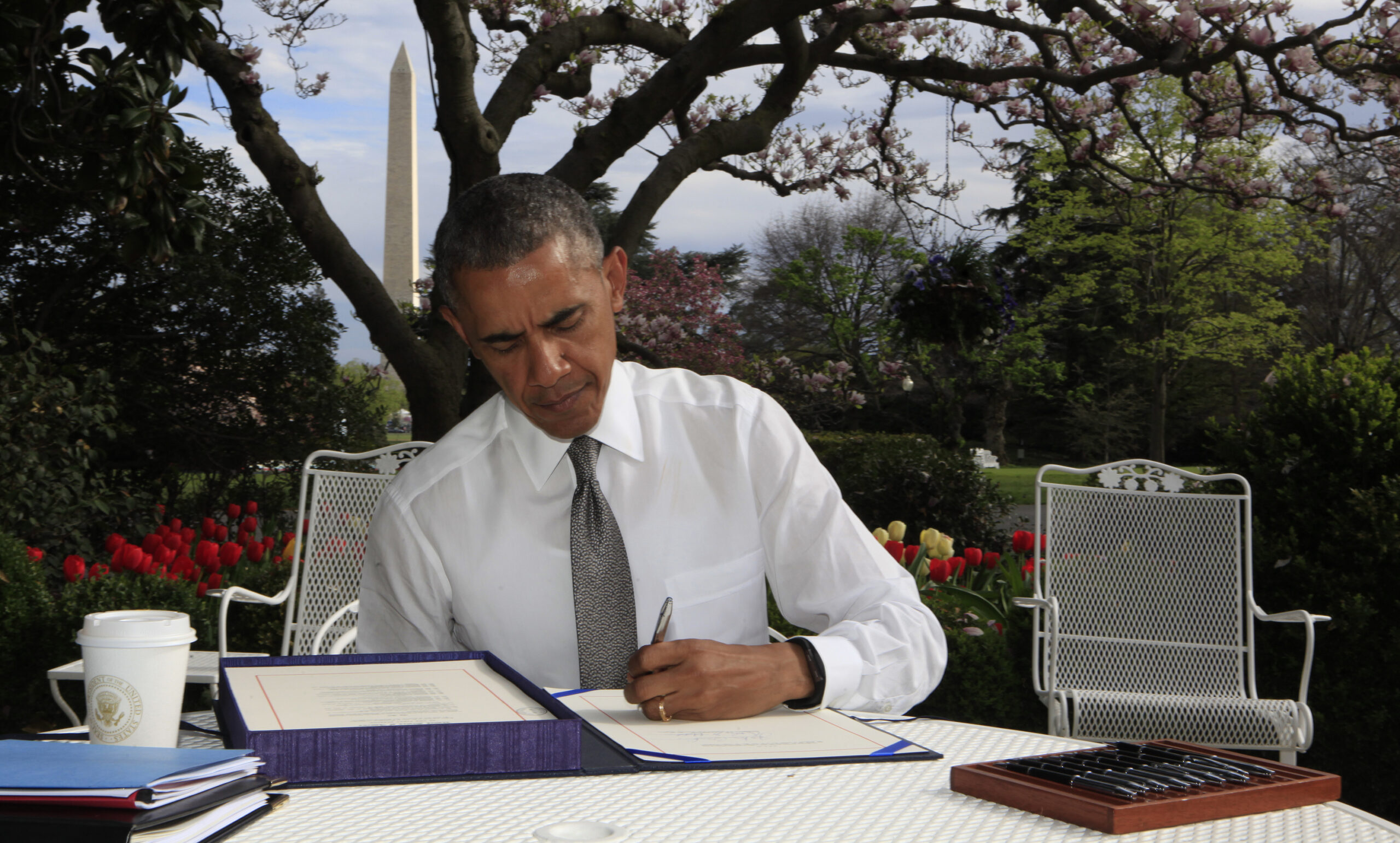 Choke: 1,568 new regs, 38,000 Federal Register pages already this year