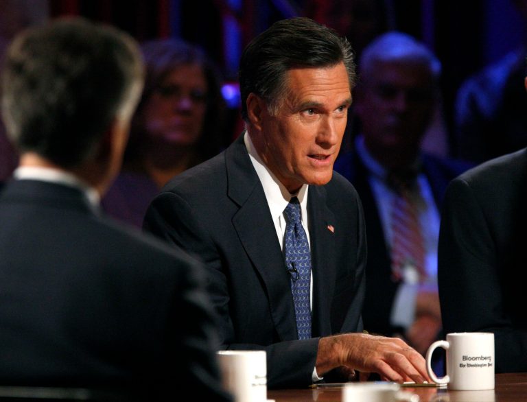 Mitt Romney sounding presidential at Dartmouth