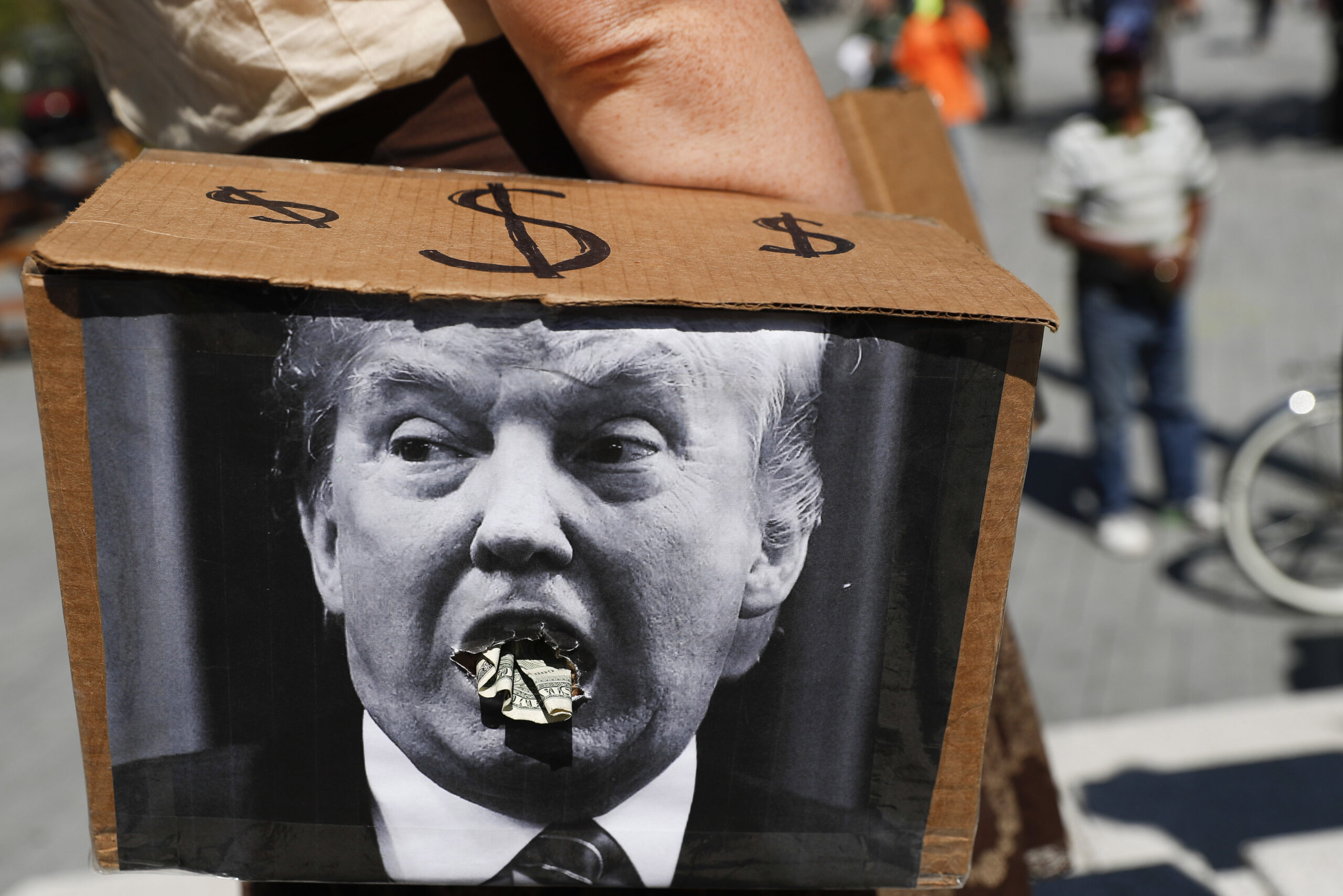 Dem PAC charges Trump campaign with breaking finance laws