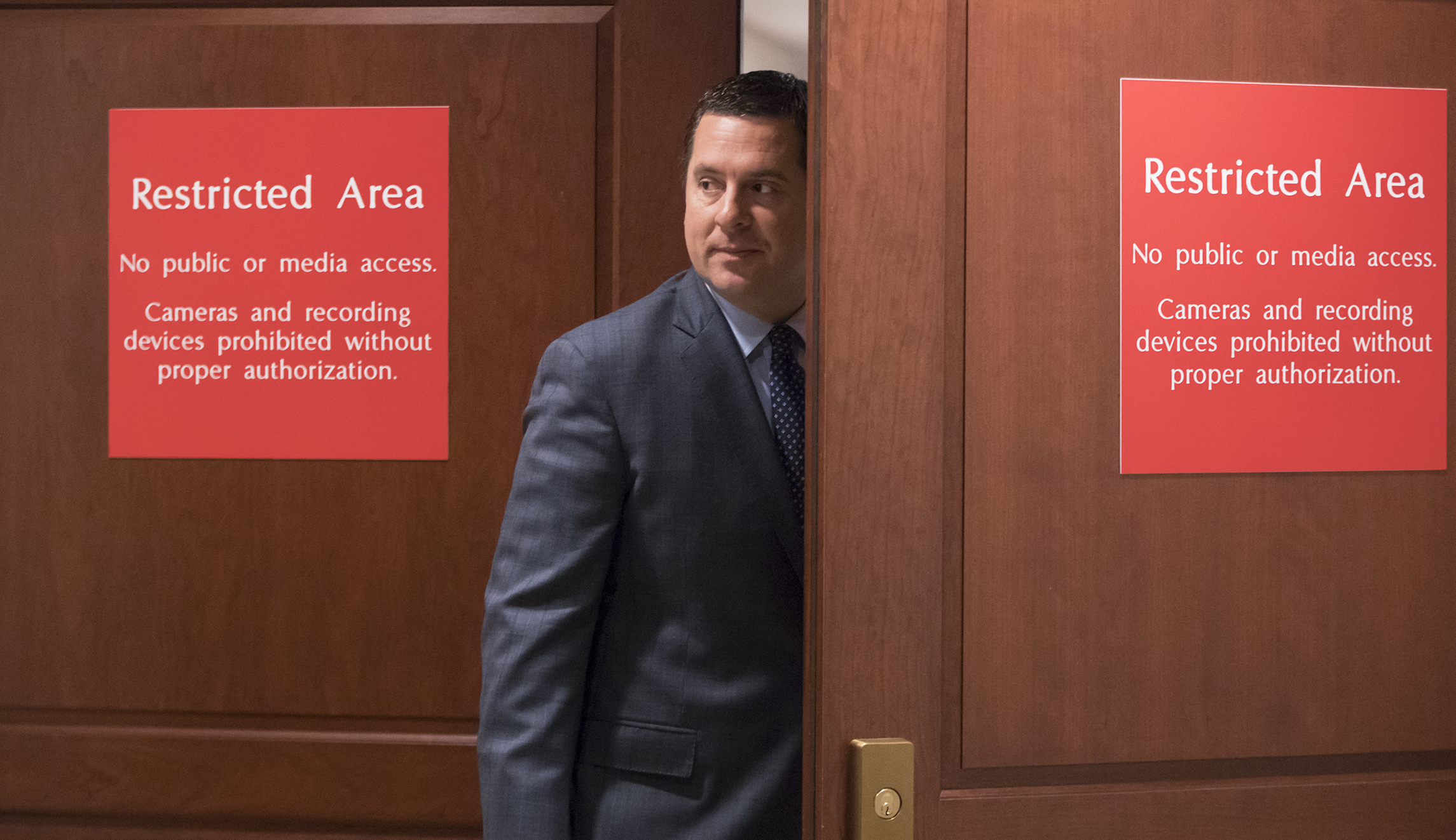 House Intelligence Committee opens investigation into DOJ, FBI