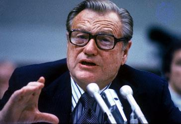 Novak: Newt a Rockefeller Republican