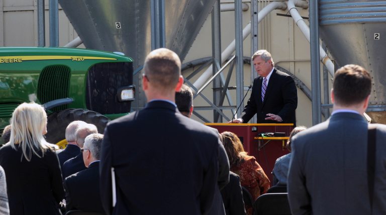 U.S. Agriculture Secretary Tom Vilsack announces new programs to help farmers better manage risk during a news conference in St. Paul, Minn. on Thursday, Sept. 25, 2014. Farmers can start as early as next week on signing up for new safety net programs that Vilsack said replaces the much-criticized direct payments with government payouts based on the risks farmers face. (AP Photo/The St. Paul Pioneer Press, Scott Takushi)