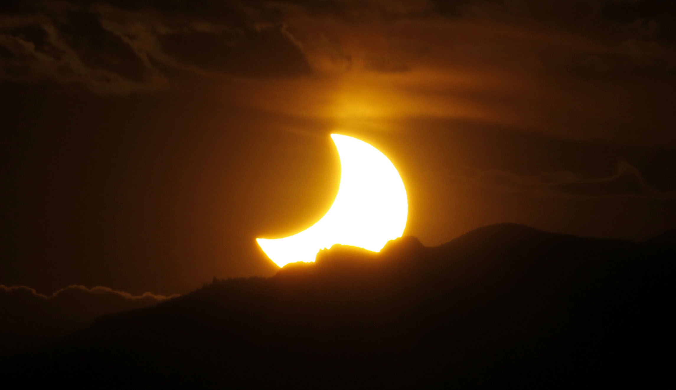 Experience a rare total solar eclipse across the US