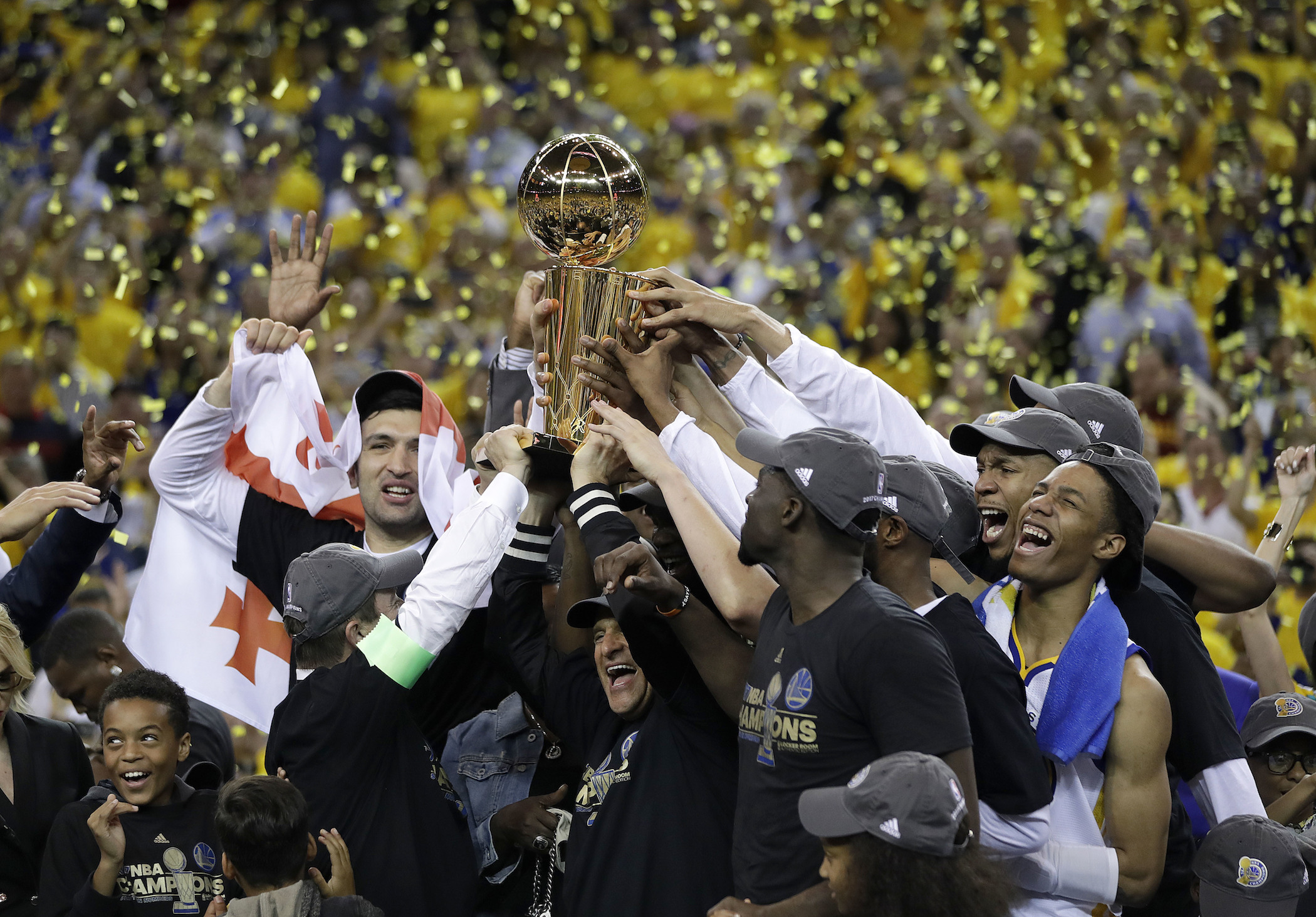 If the Warriors skip a visit to Trump’s White House, they’ll be taking a play from ESPN’s failed playbook