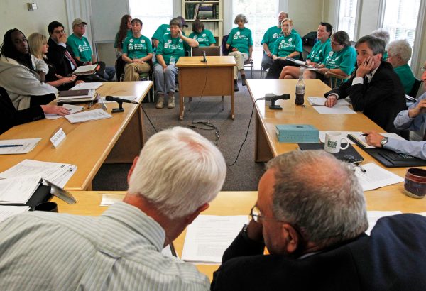 Labor board limits employers’ ability to replace striking workers
