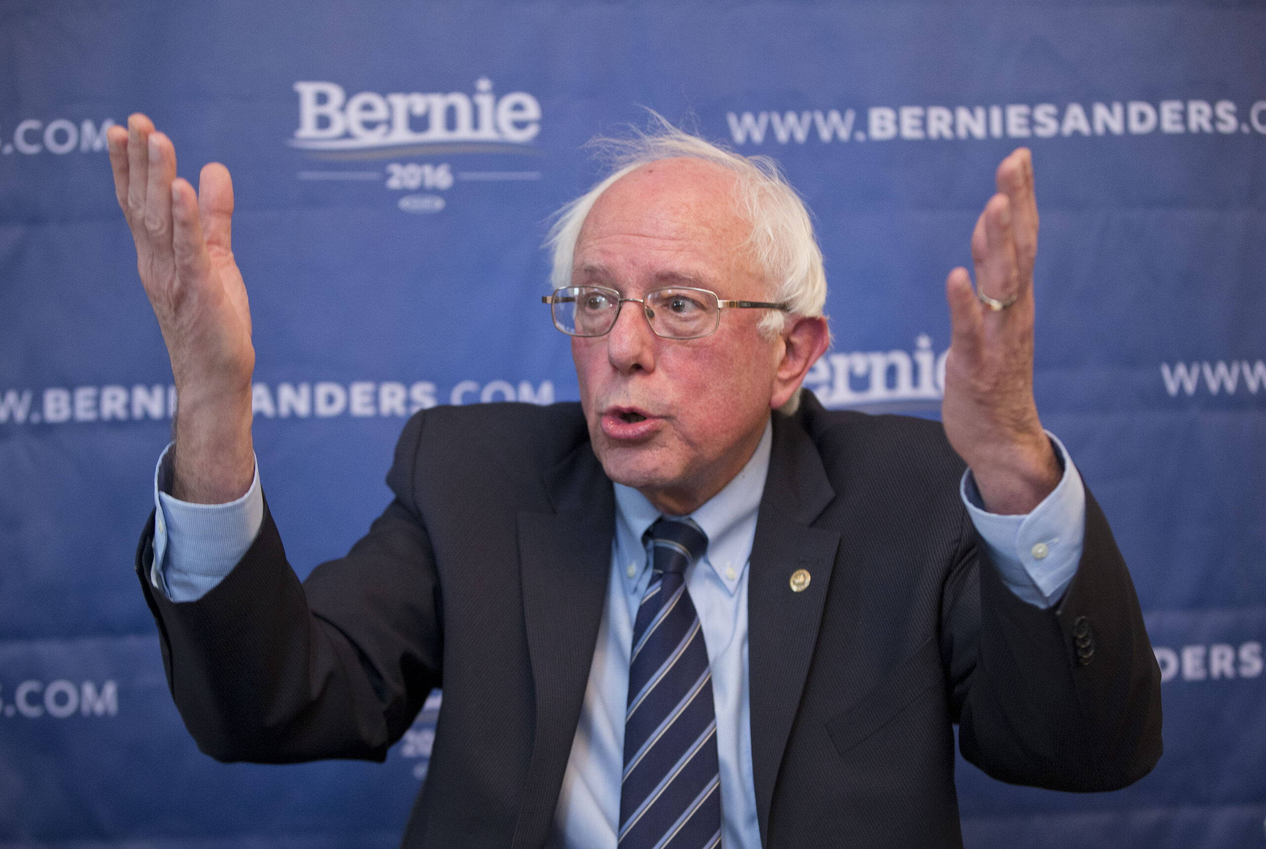 Bernie Sanders angry about Islamic State questions