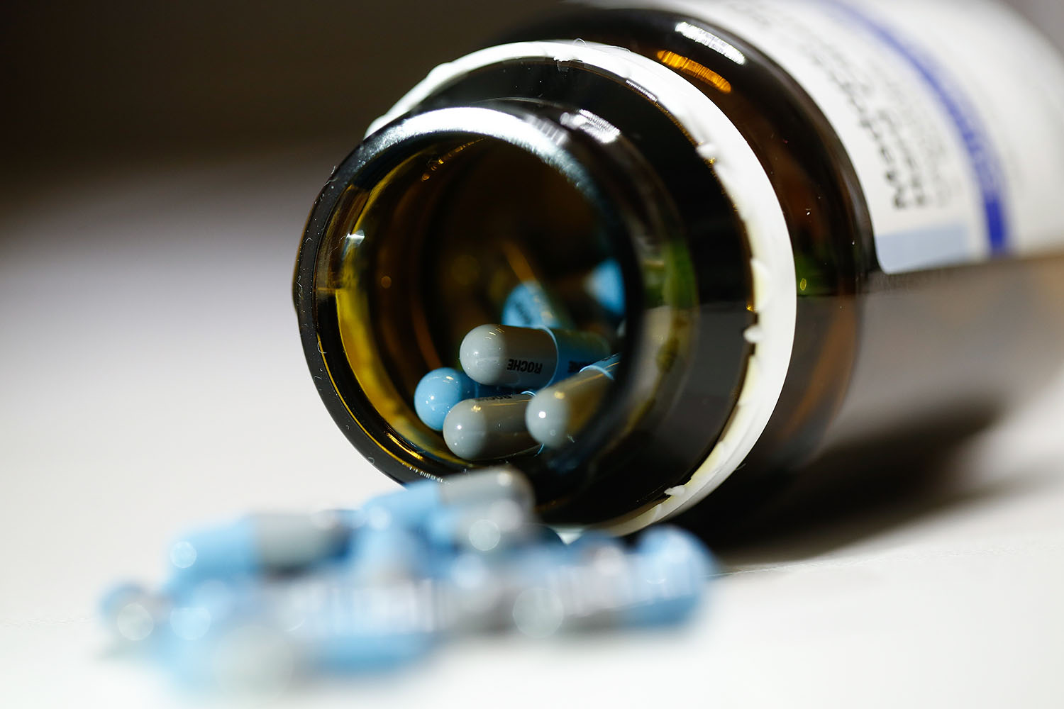 Democrats push for opioid funding