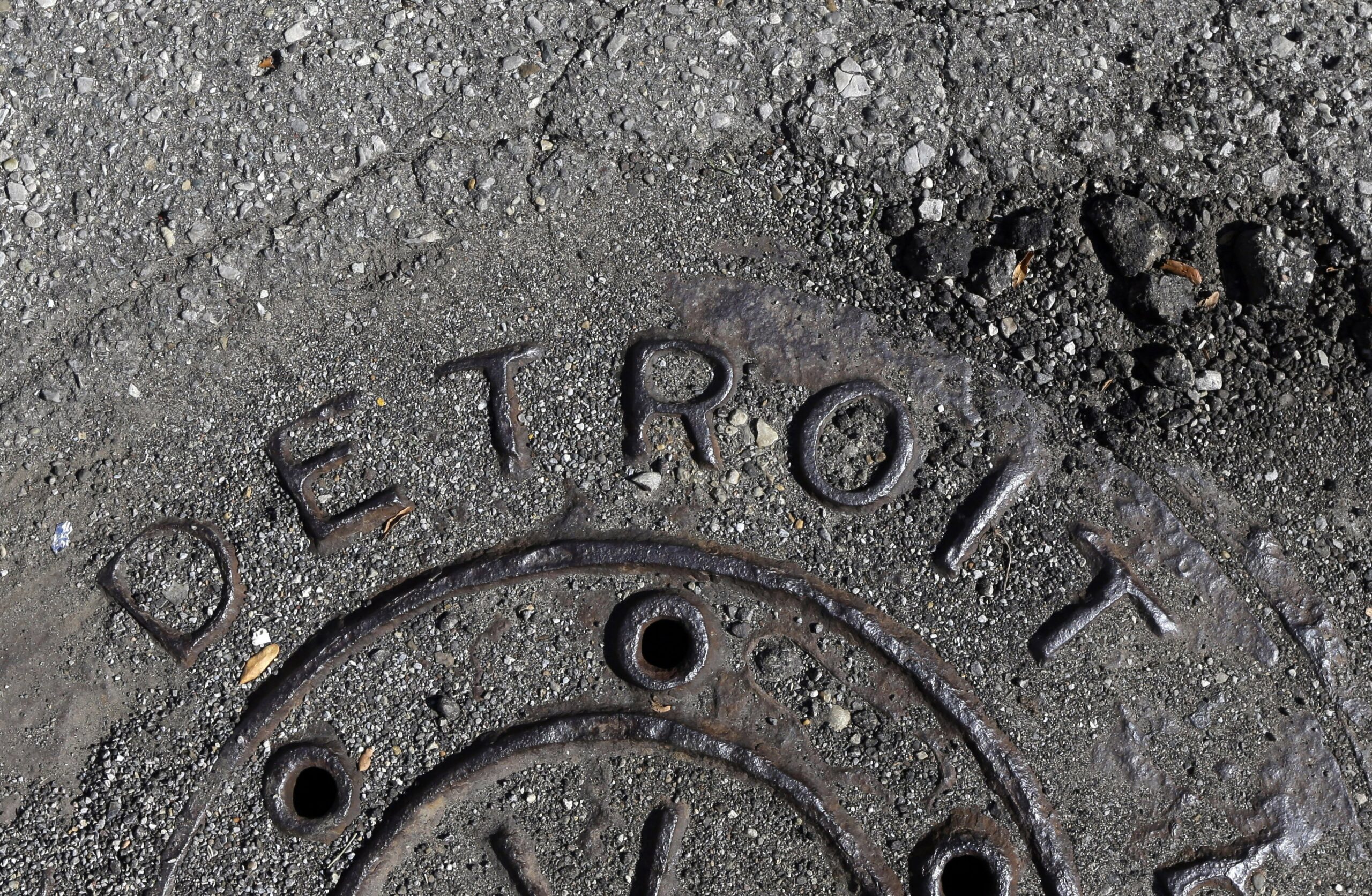 Detroit’s bankruptcy follows decades of decay