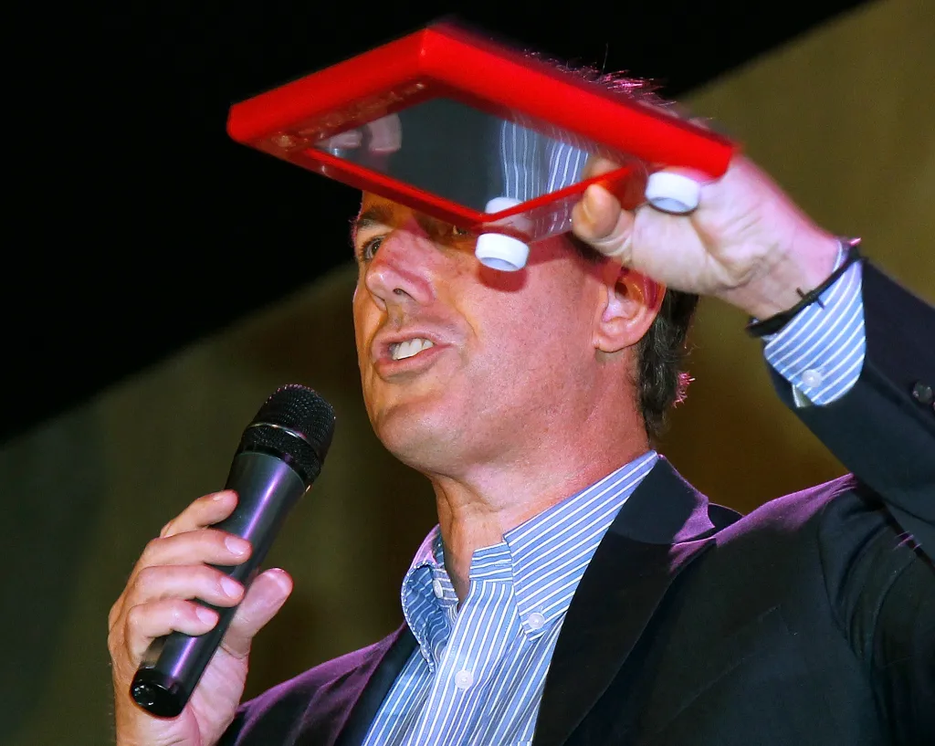 Romney foes launch Etch-A-Sketch attack