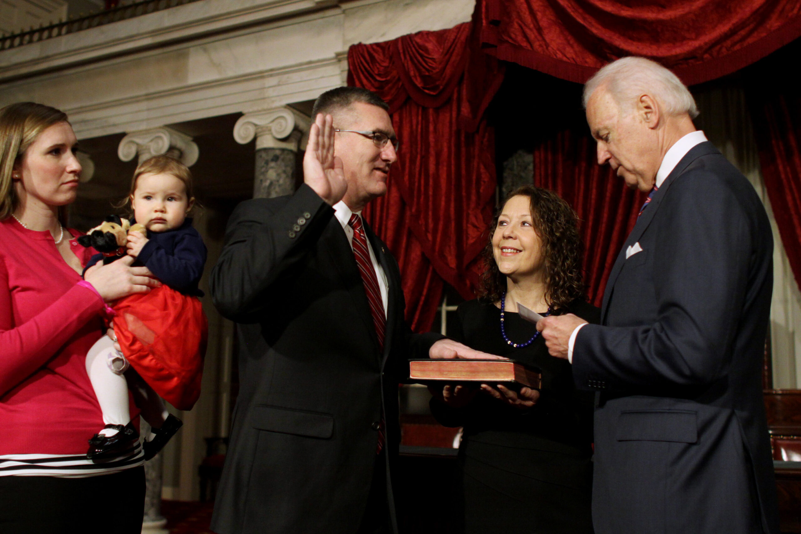 Walsh sworn in as Montana senator, replaces Baucus