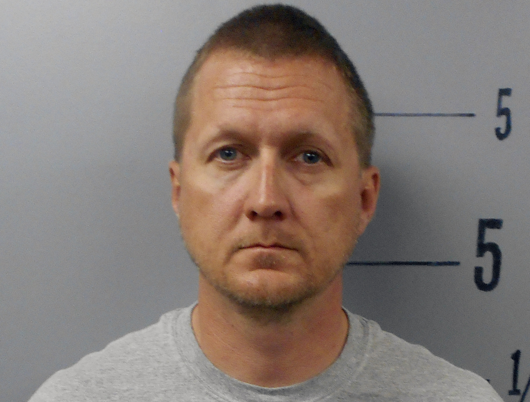 Illinois teacher faces more videotaping charges