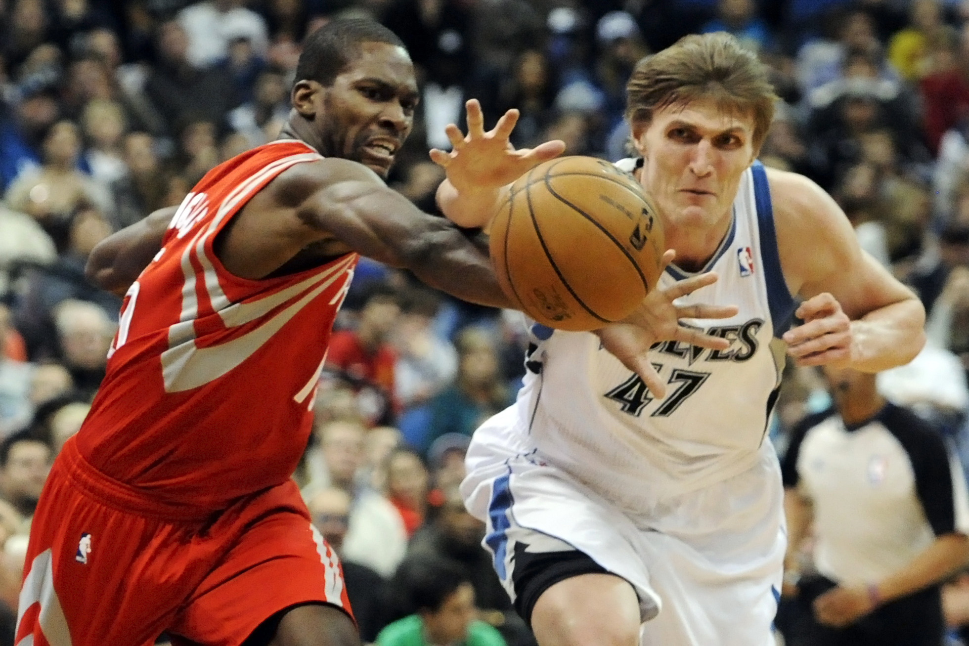 Harden lifts Rockets to 87-84 win over Wolves