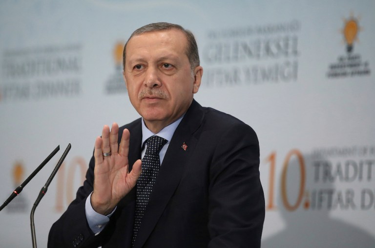 Turkey Approves Deploying Troops to Qatar