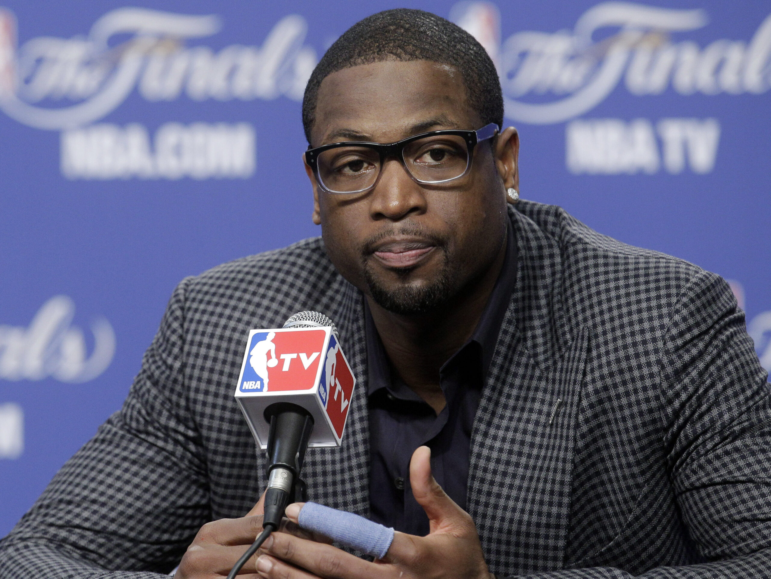 Wade’s book to be released Sept. 4