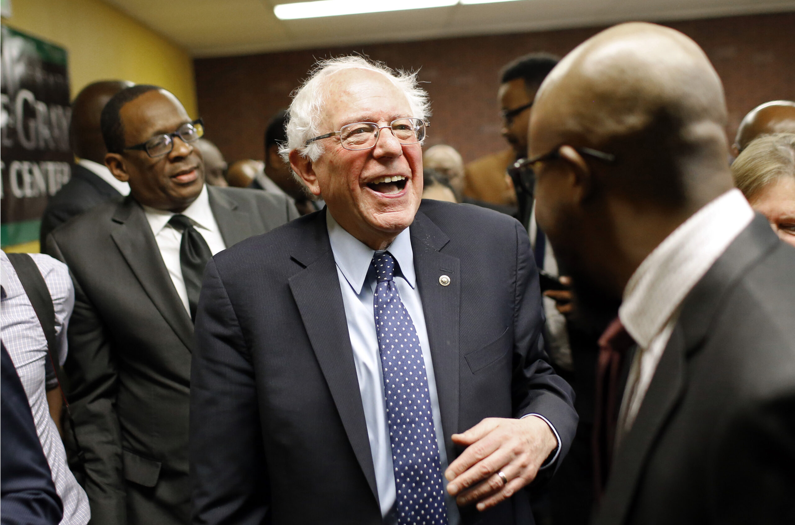 Sanders touts congressional effectiveness in new ad