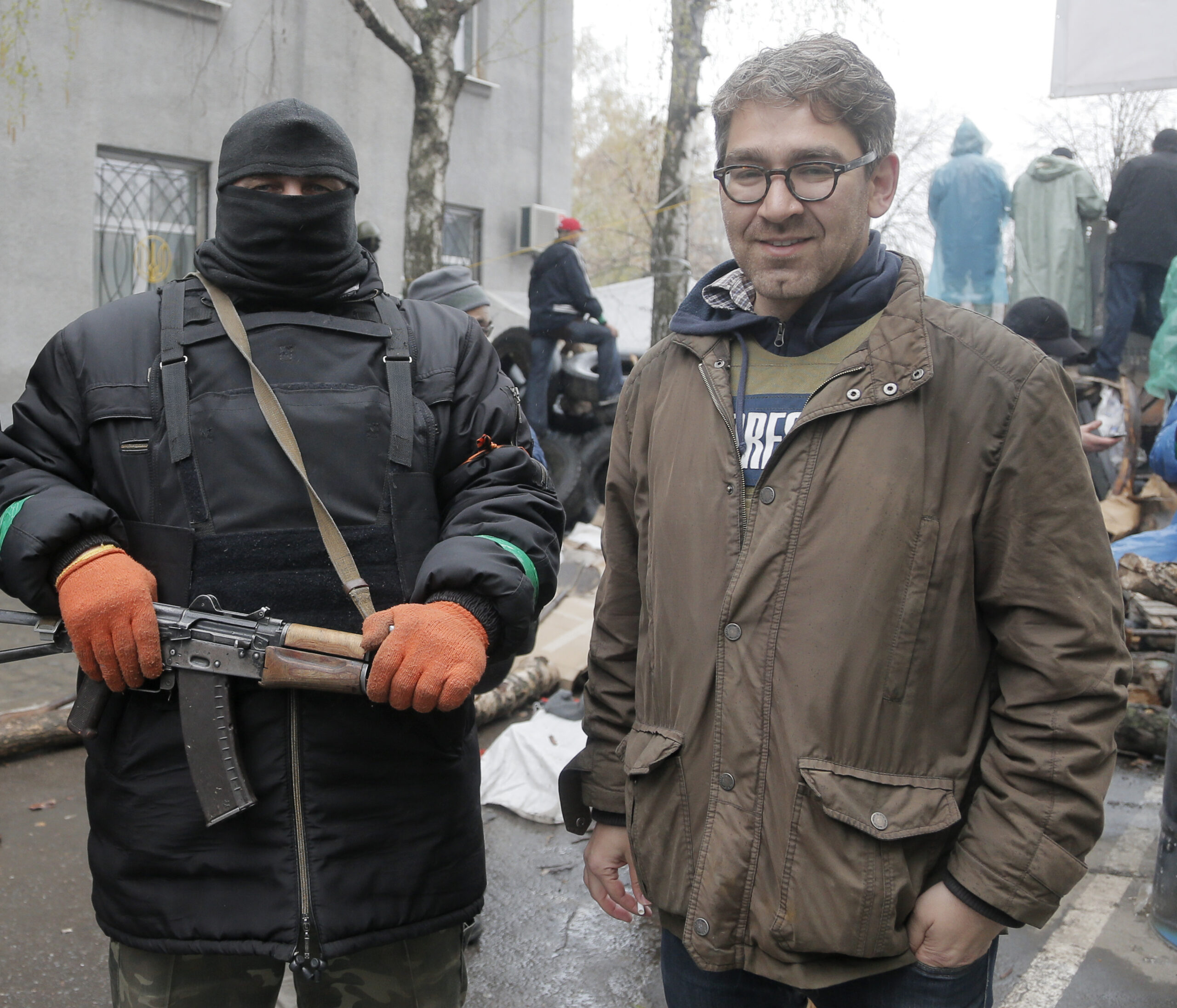 U.S. asks Russia to help free American journalist in Ukraine