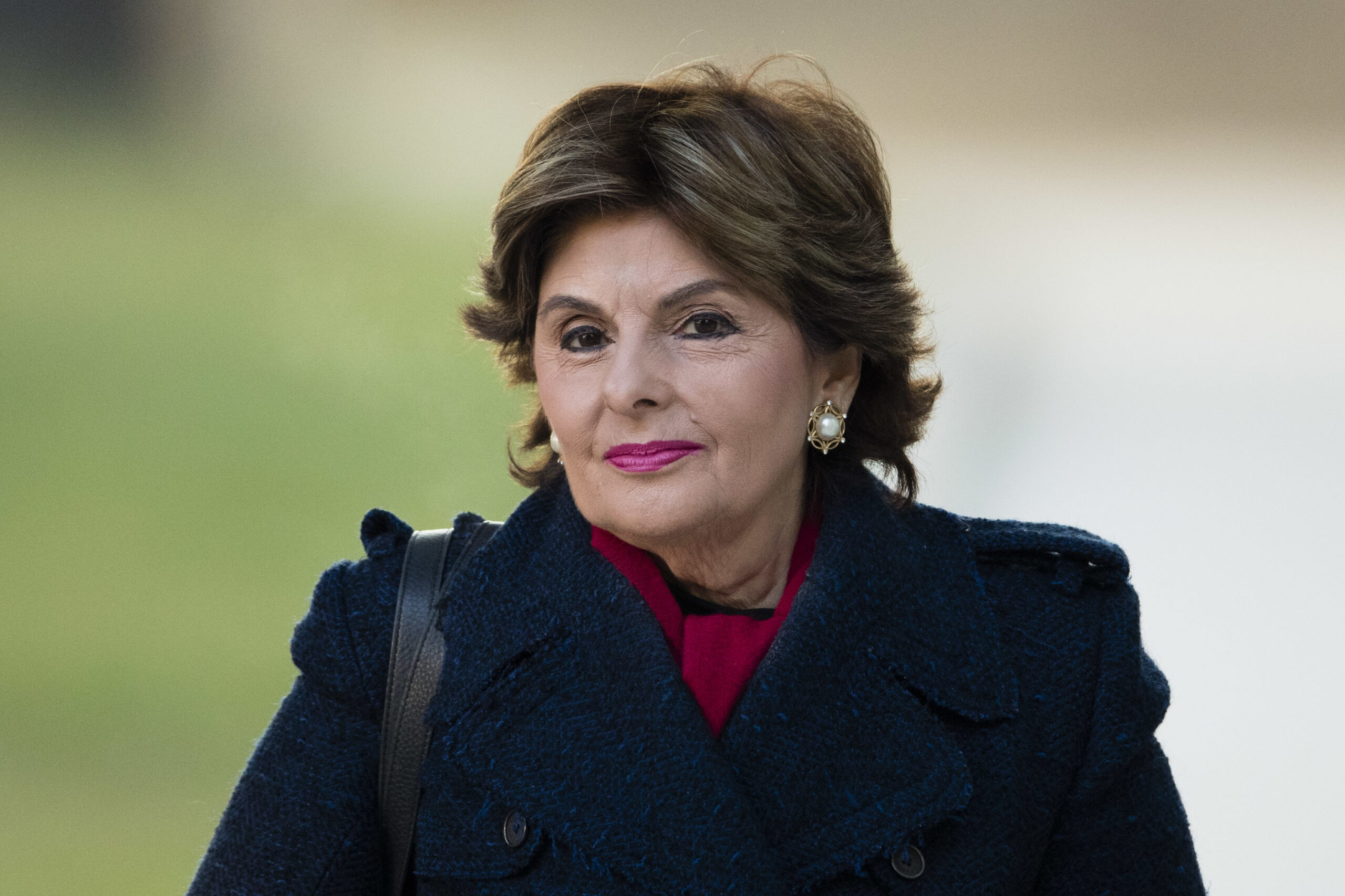 Feminist attorney Allred takes on Thornberry over Marines photo-sharing scandal