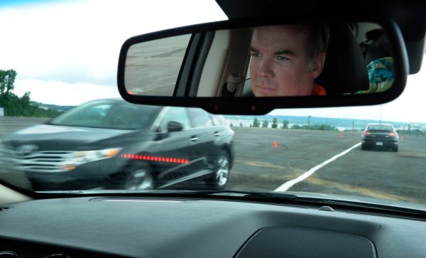 Cars avoid crashes by talking to each other