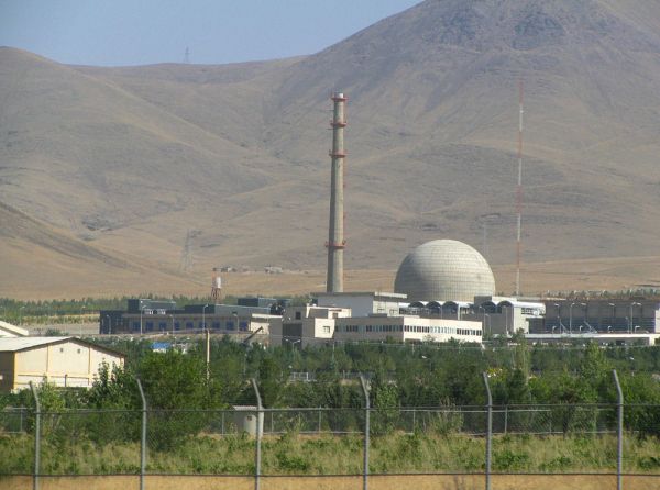 Washington Post Tells Readers to Ignore the Inconvenient Facts of the Iran Deal