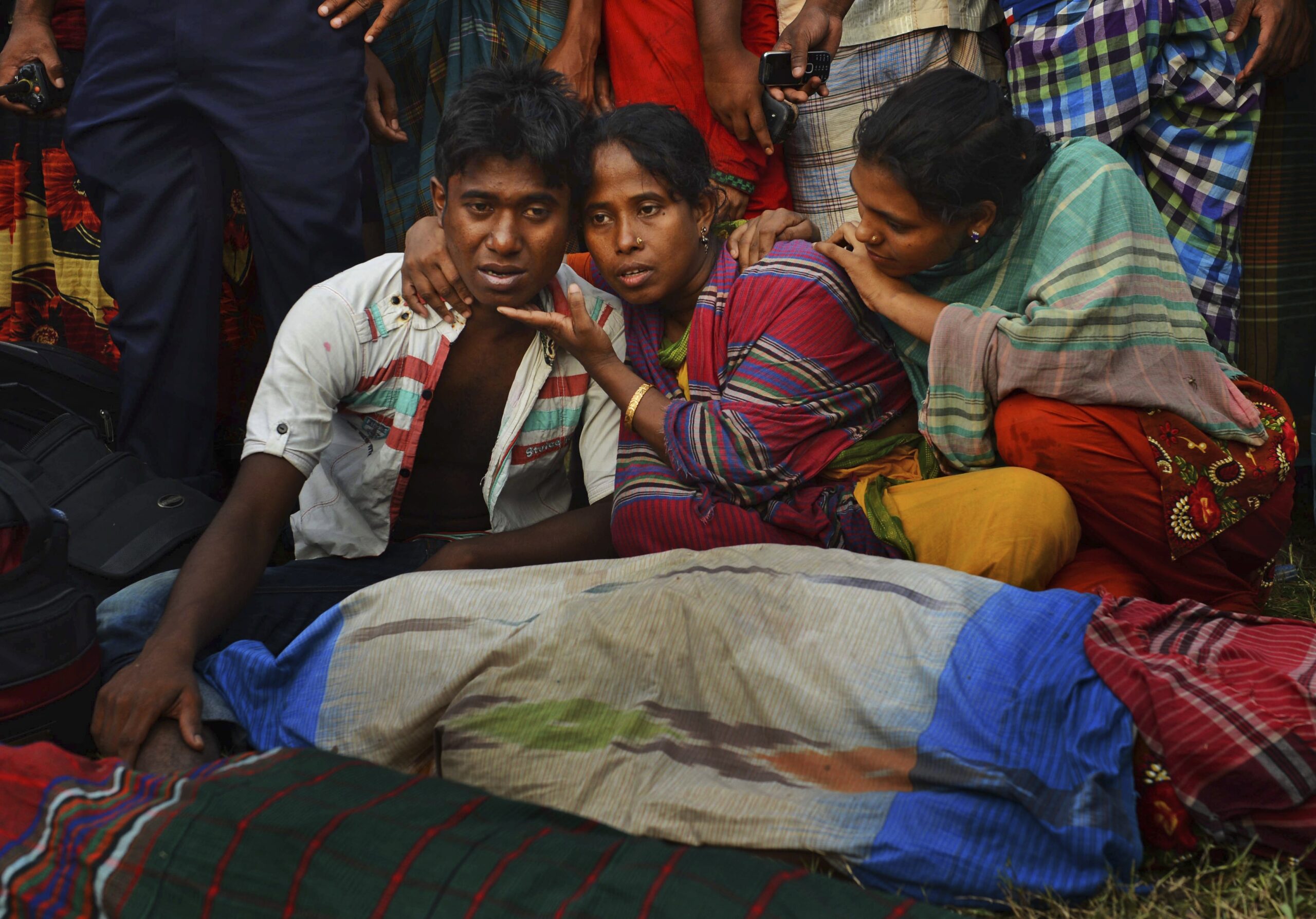 Bangladesh ferry capsizes; at least 22 dead