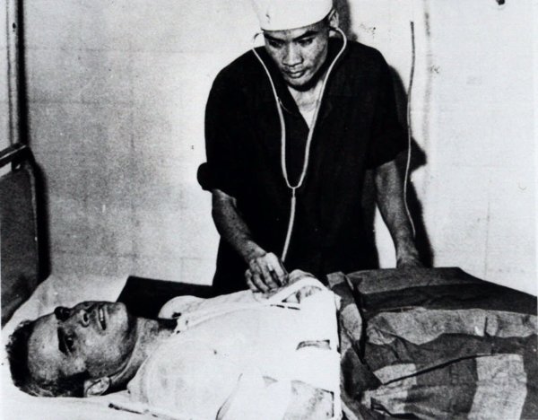 Nation magazine editor refers to John McCain, a Vietnam POW, as an ‘armchair warrior’