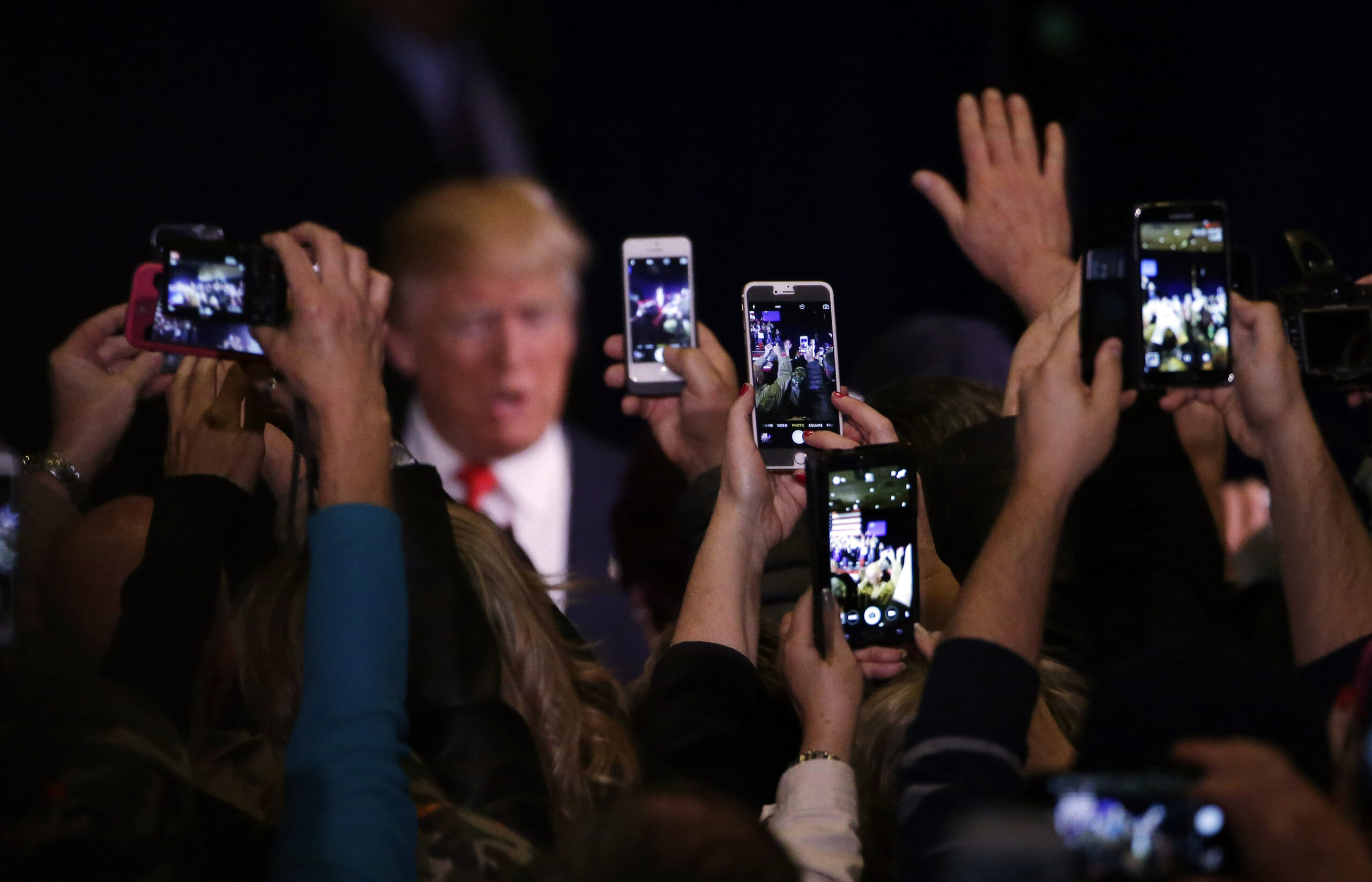 White House wants focus on policy, not Trump’s Twitter &mdash; except when it helps