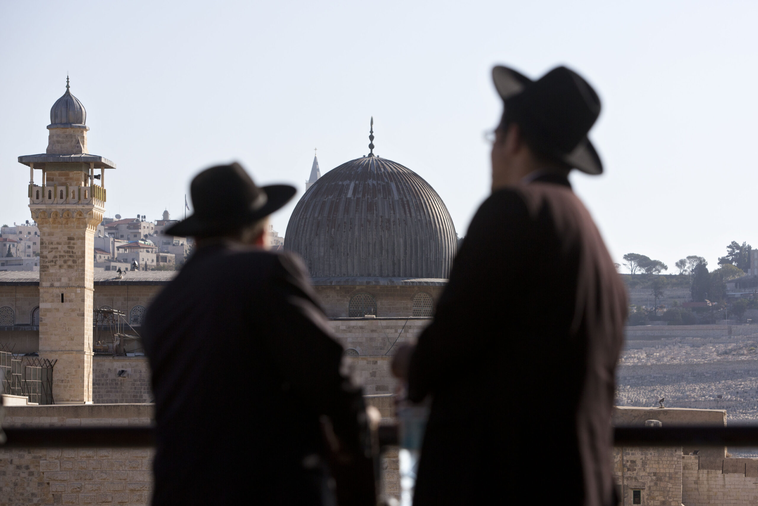 ‘Disgrace’: NY Times story on Jewish temples irks press