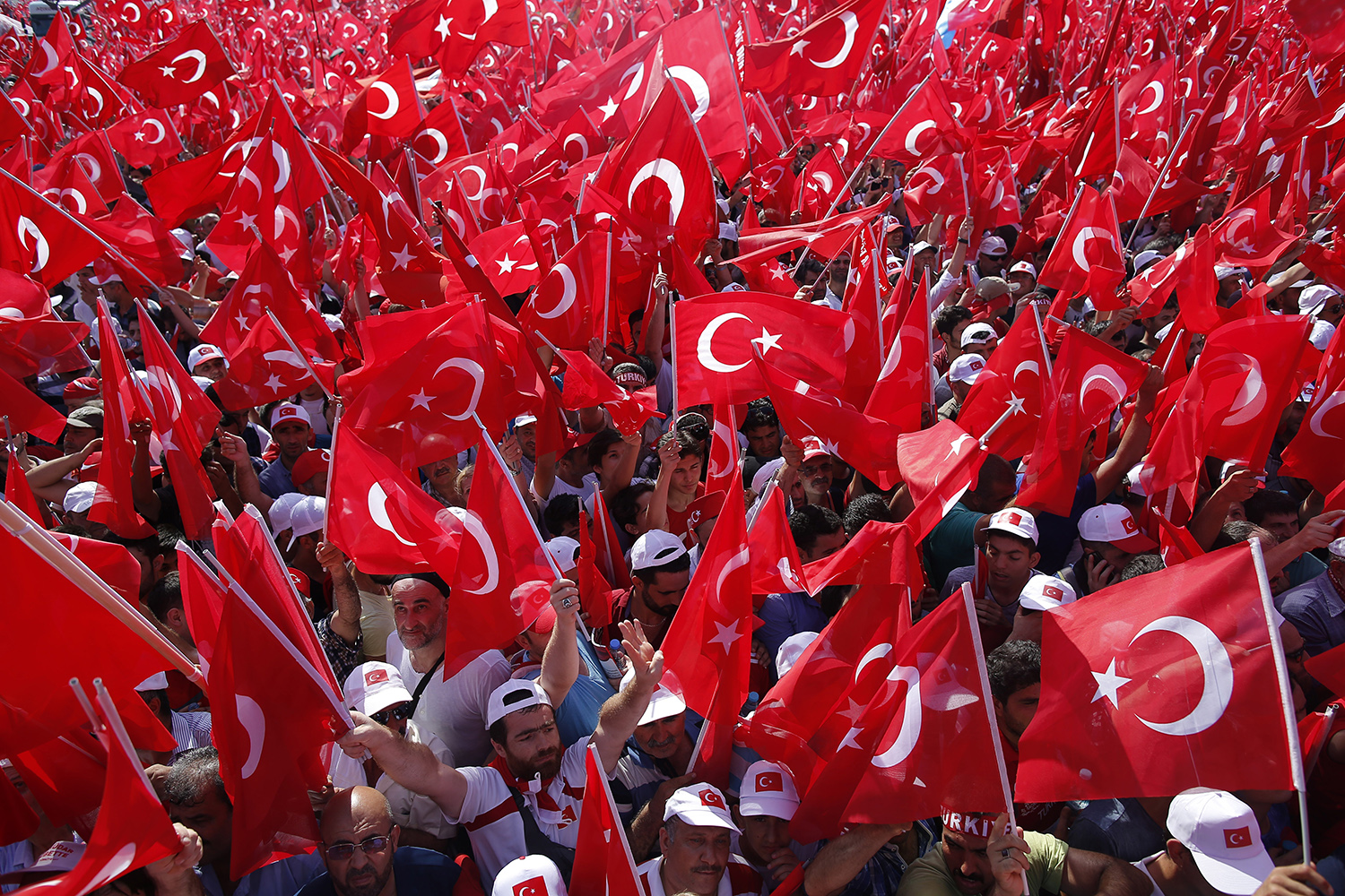 Turkey cannot tie cleric to coup, White House official says