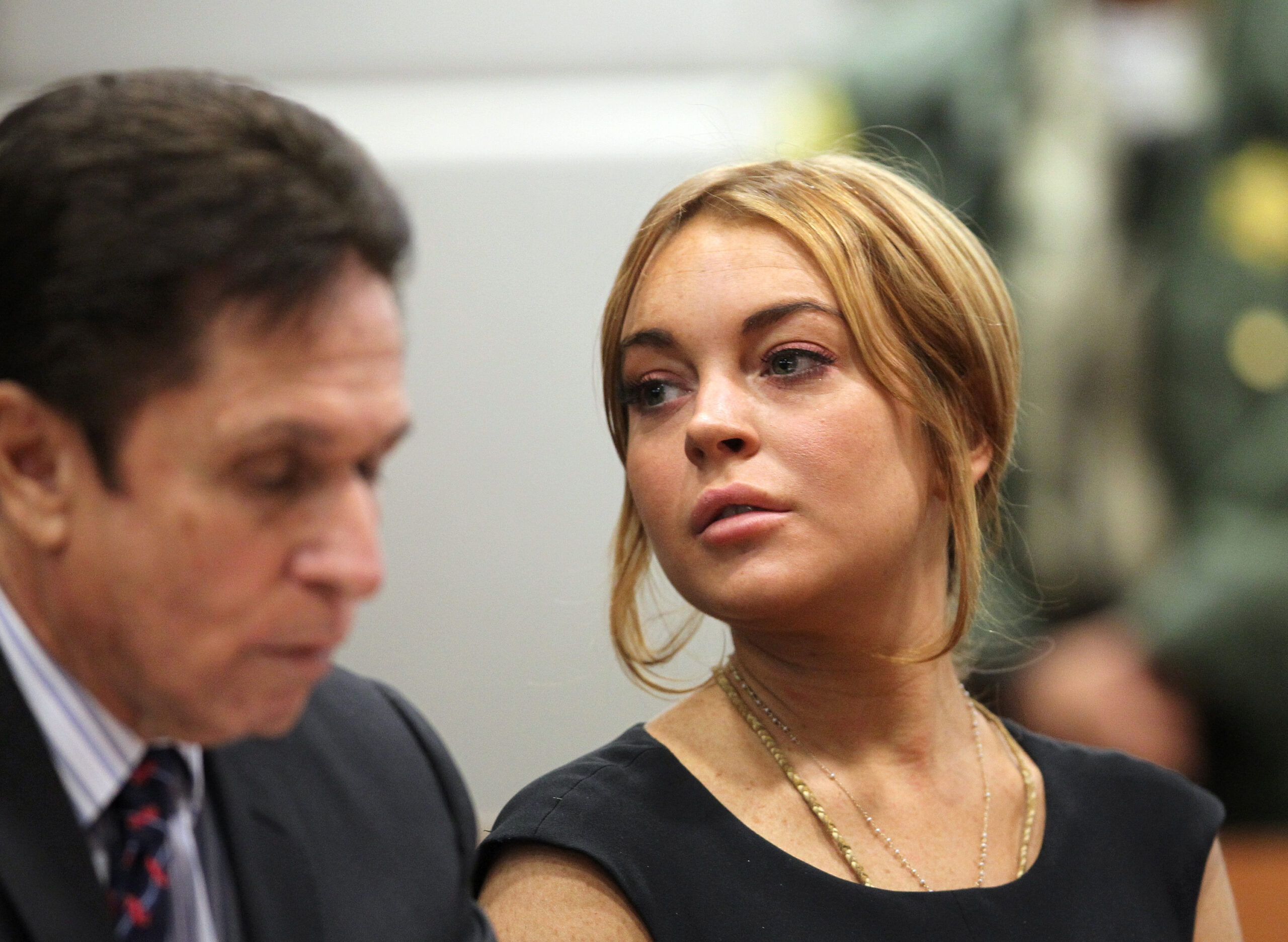 The Buzz: Lindsay Lohan gets busy before rehab