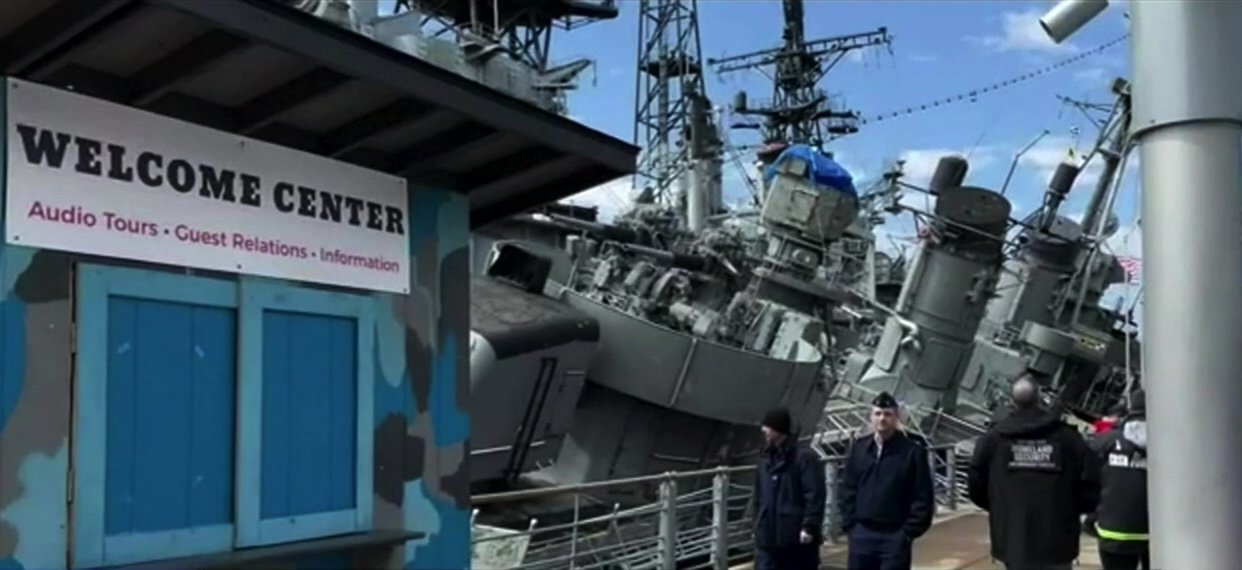 SEE IT: Retired USS The Sullivans sinking on Buffalo waterfront