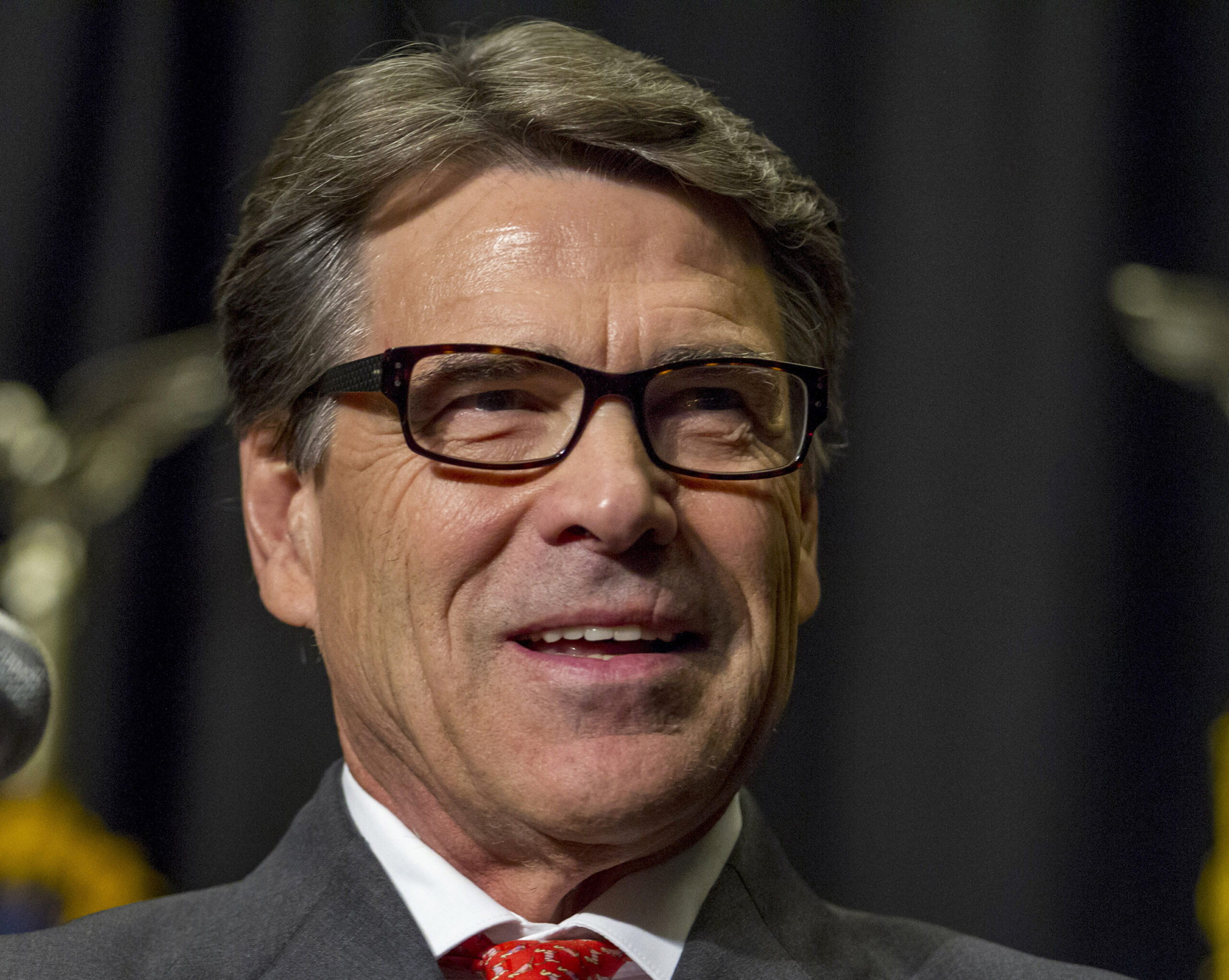 Gov. Rick Perry defends death penalty in Texas