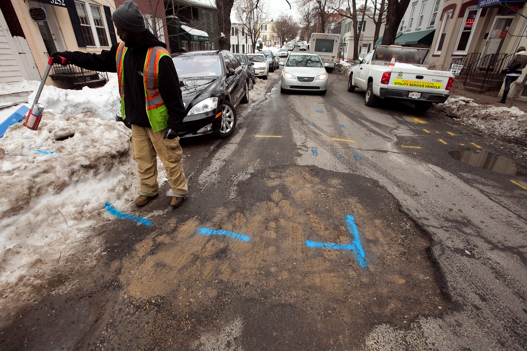 D.C. starts campaign to fix potholes