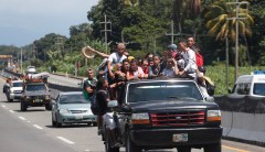 Former ICE director suggests Mexico ‘unwilling’ to stop caravan