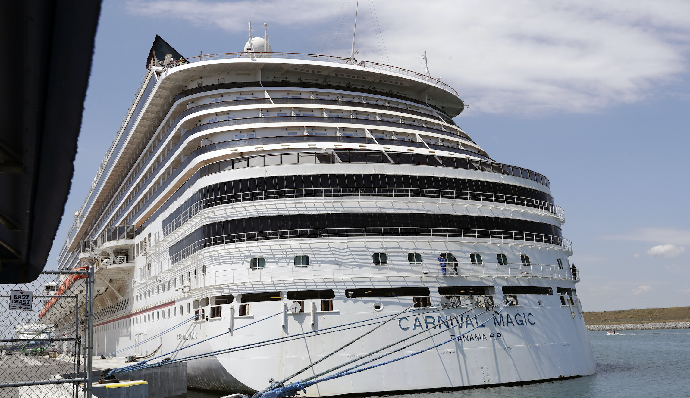 CDC tells cruise lines voyages could resume as soon as July