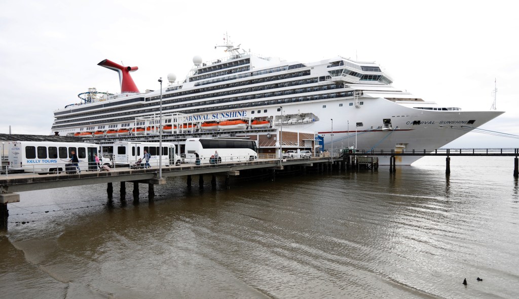 Carnival Cruise Line cancels Florida trips until December