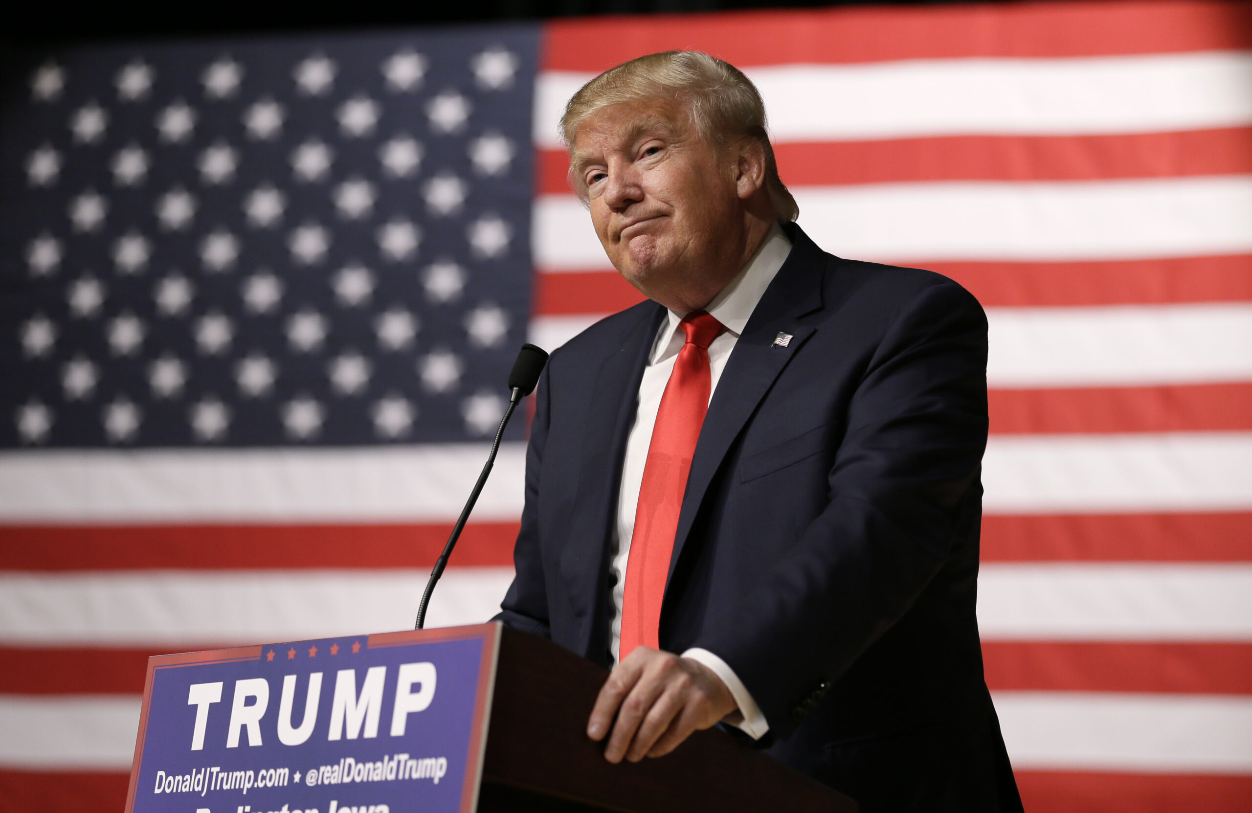 Trump blasts ‘dark money’ hours after a pro-Trump super PAC shuts down