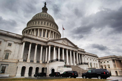 Key Democrats reject GOP immigration amendment