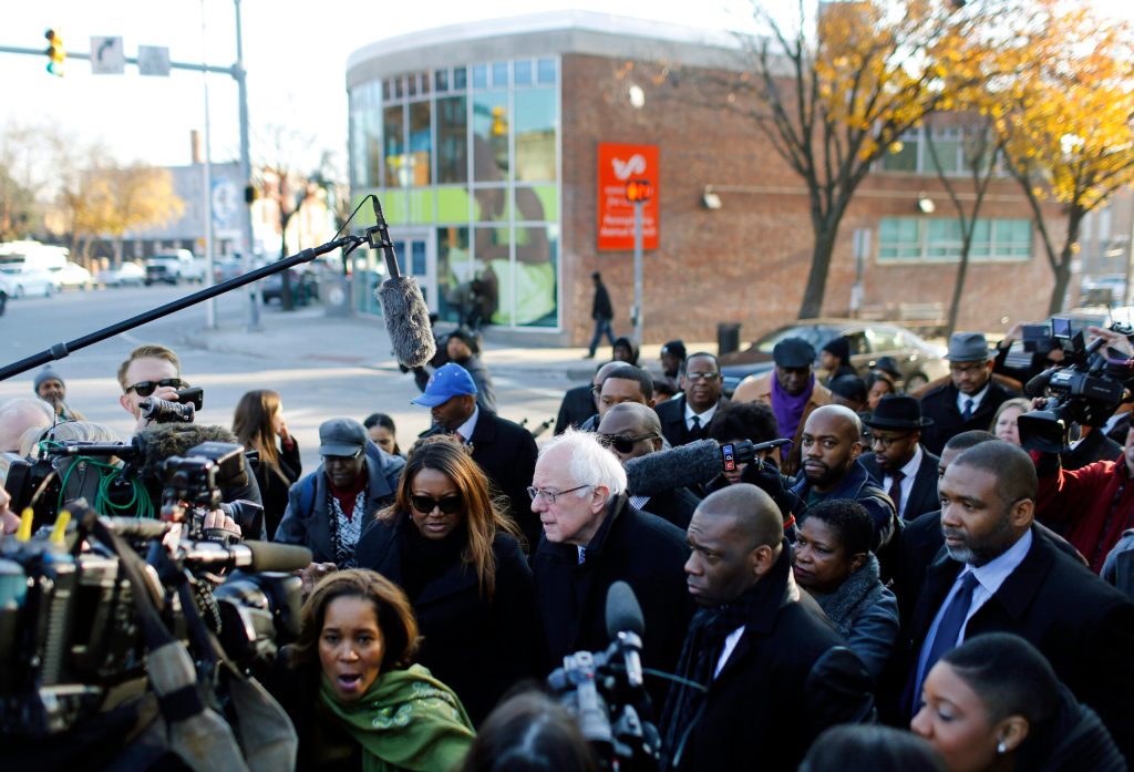 Middle ‘CRASH’: Pew says middle class ‘losing ground, falling behind financially’