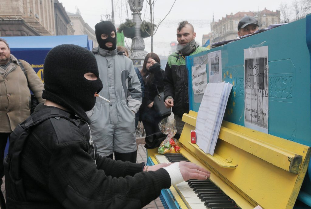 Opposition ready to vacate seized Kiev building