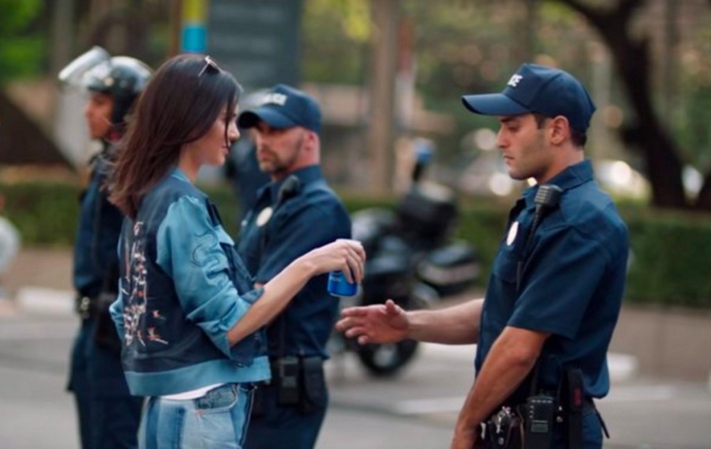 Pepsi pulls Kendall Jenner ad after social media backlash