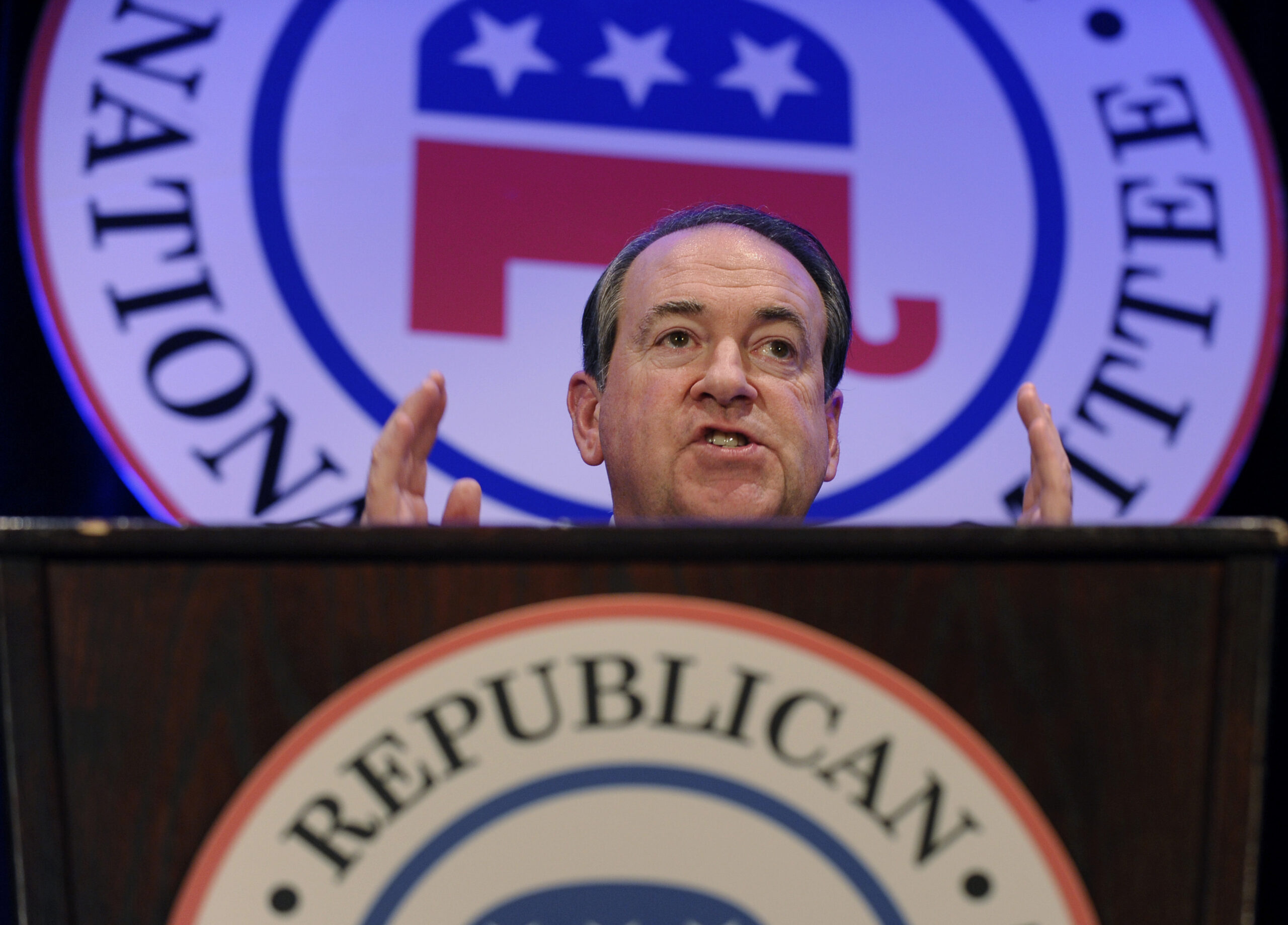 Mike Huckabee urges fellow Republicans to stop attacking each other as RINOs
