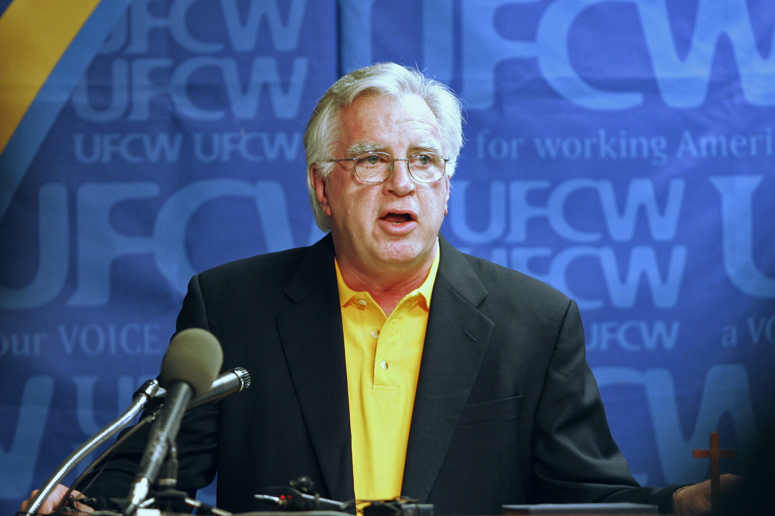 UFCW rejoins AFL-CIO, ending eight year rift
